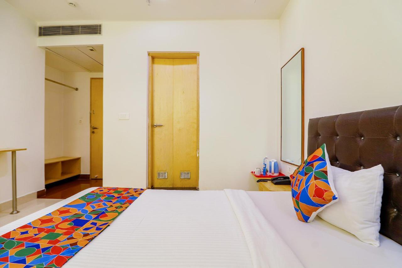 היידראבד Fabhotel Aamantran & Banquet Halls - Nr Rtc X Roads Metro Station מראה חיצוני תמונה
